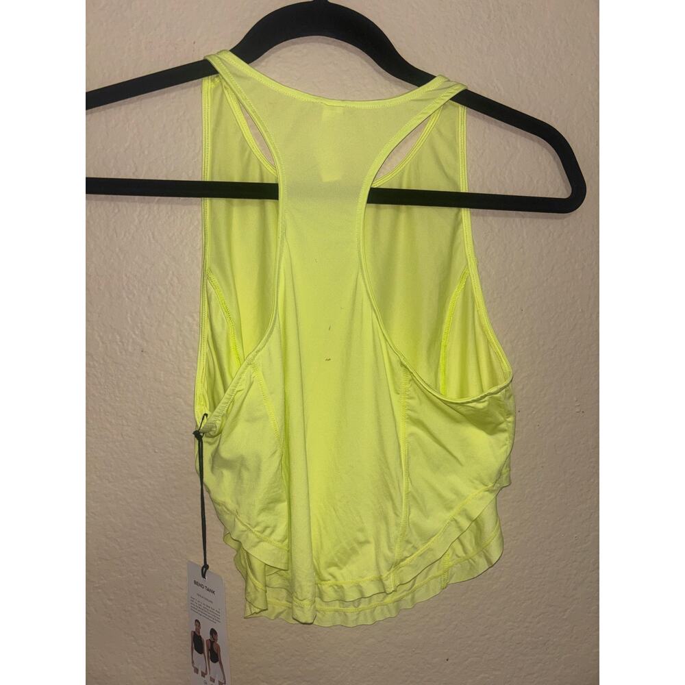 Alo Yoga Breeze Tank - Picture 4 of 6